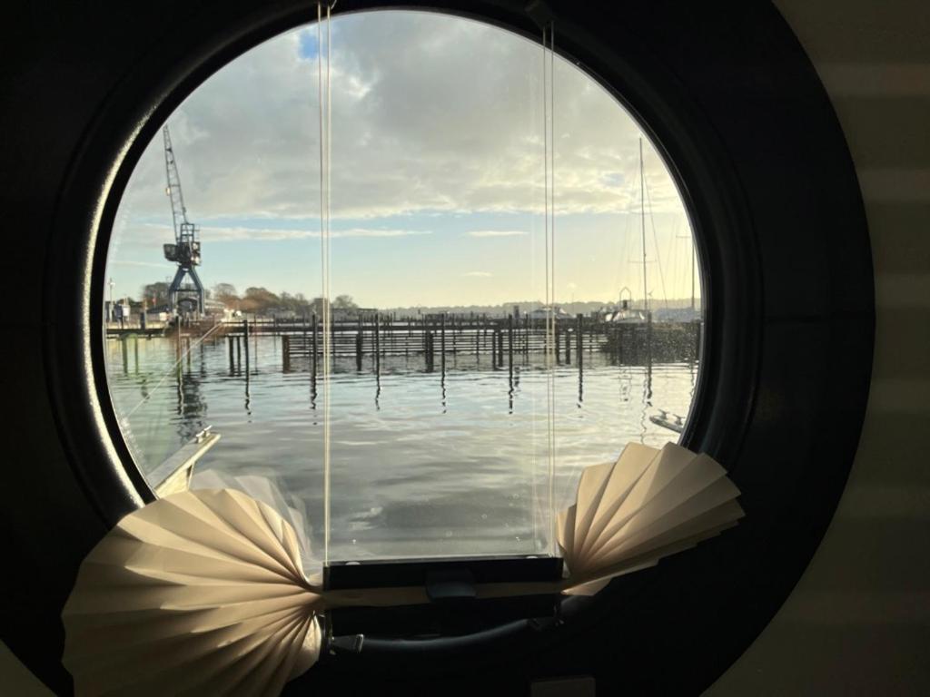 Ostsee Hausboot Schleswig Ostseeblick 1 Bagian luar foto